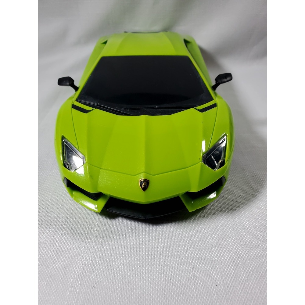 Licensed Lamborghini Aventador LP700-4 RC Green - NO REMOTE‎ - UNTESTED